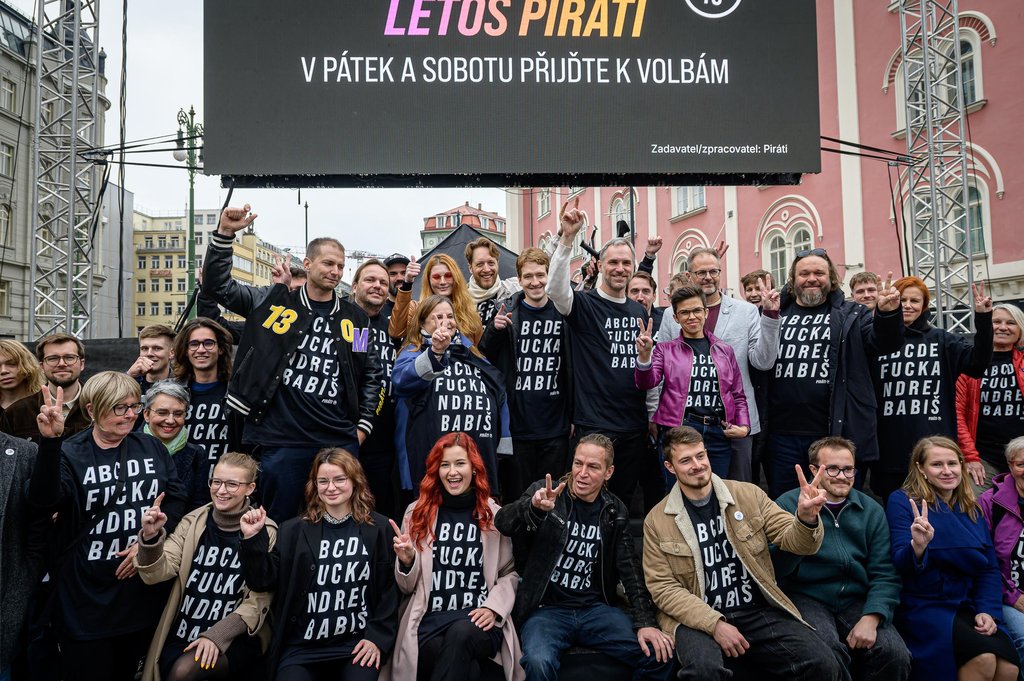 Check out this enthusiastic group of pirati!